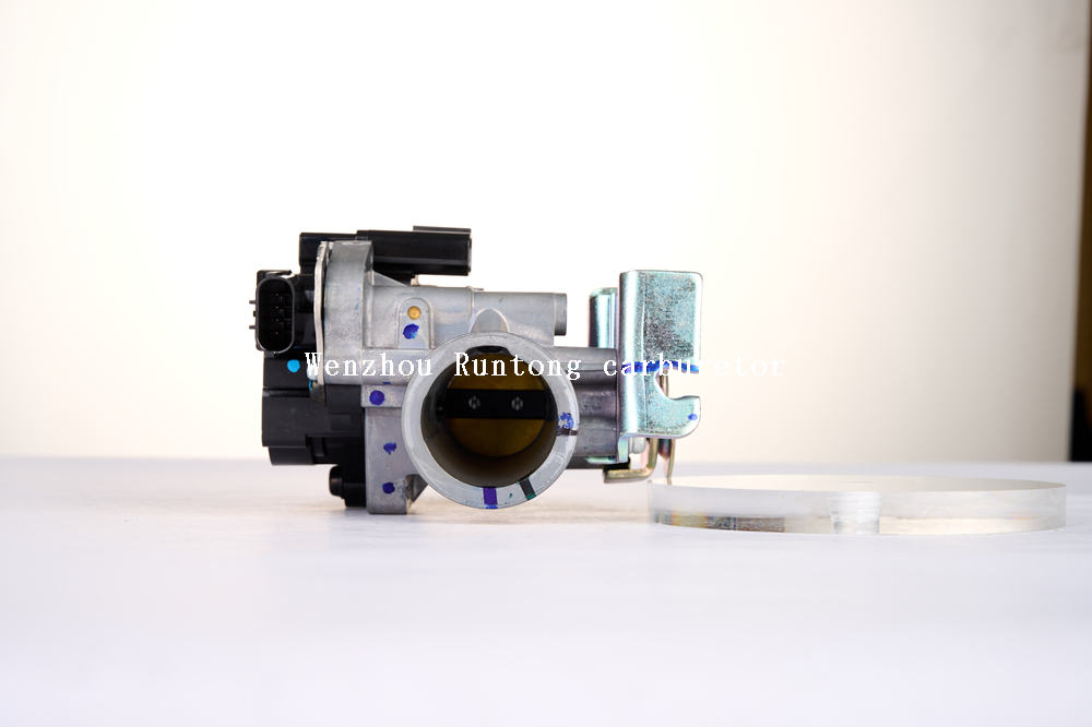 11.20 Uhr 化油器0989_副本